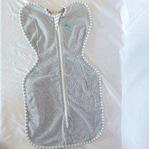 NWOT Love To Dream Small Swaddle 1.0 Tog